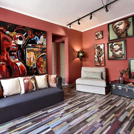 Captivating Old Town Apartment Bukarest Exterior foto
